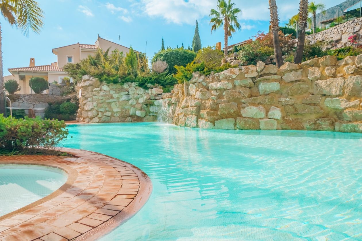 MARAVILLOSA VILLA ADOSADA EN VENTA EN POLOP