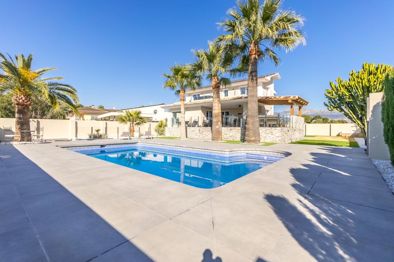 Fantástica villa en venta en Alfaz del Pi