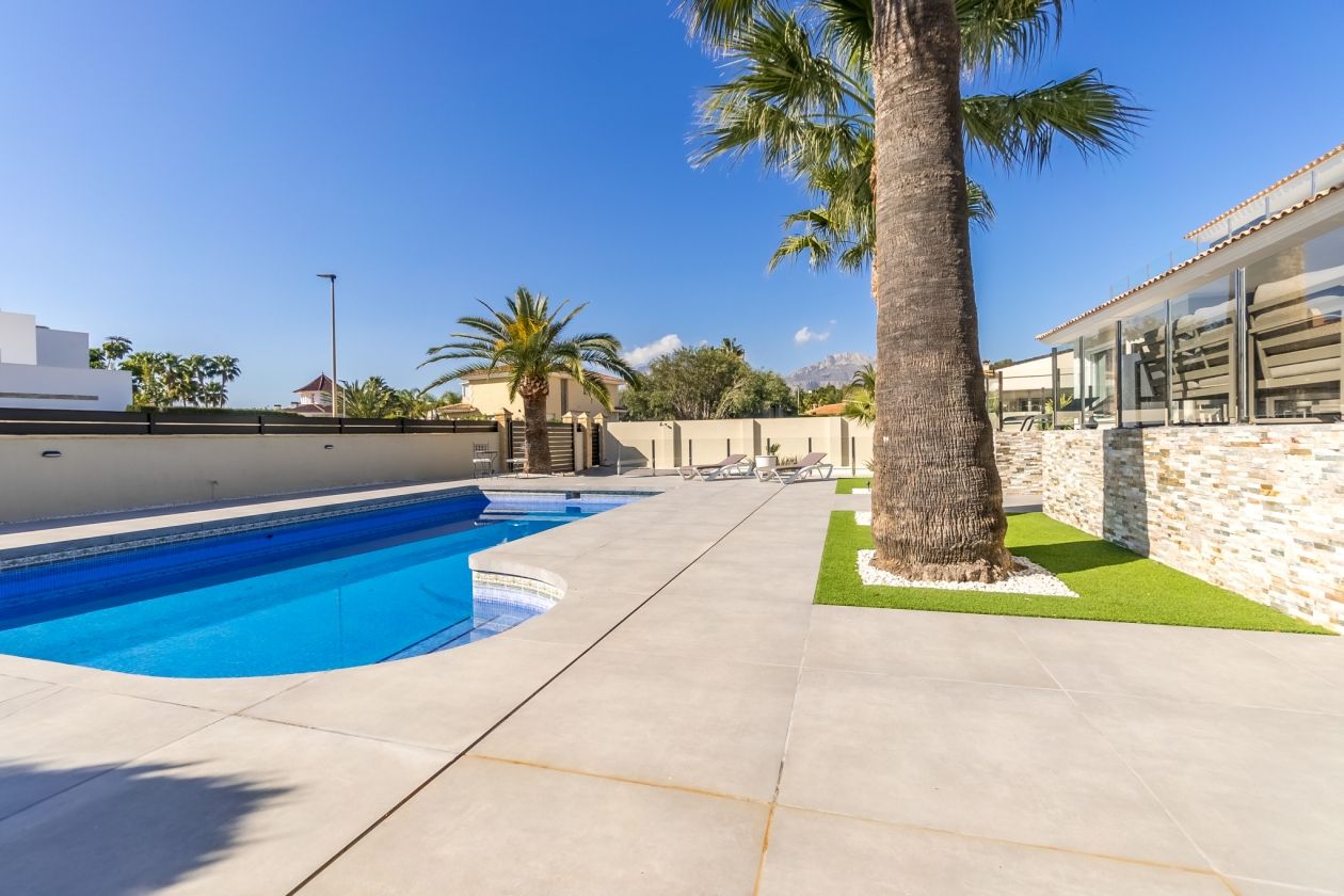 Fantástica villa en venta en Alfaz del Pi