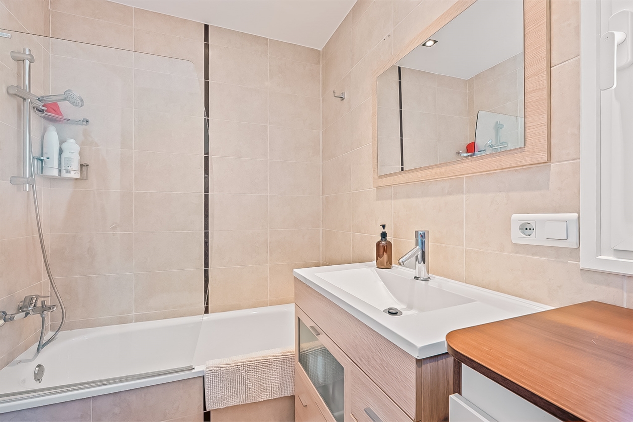 VILLA EN VENTA EN ALFAZ DEL P I
