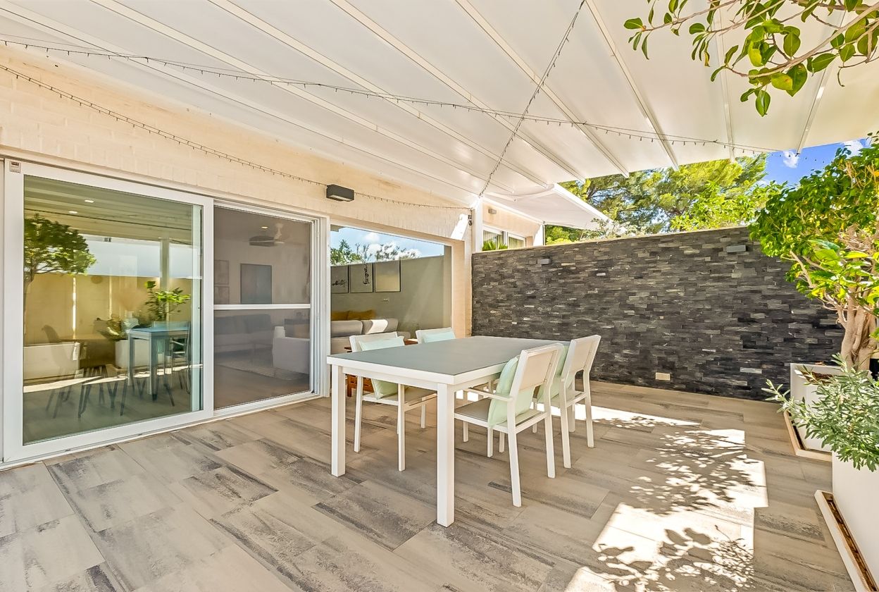 VILLA EN VENTA EN ALFAZ DEL P I
