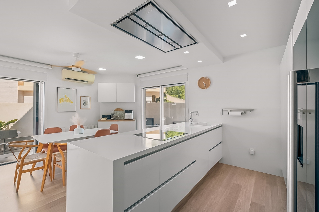 VILLA EN VENTA EN ALFAZ DEL P I