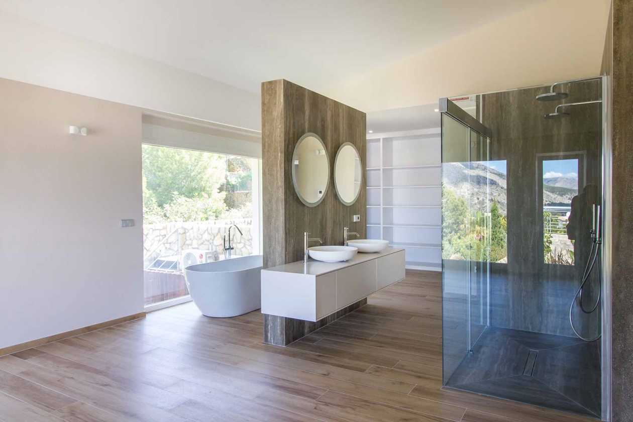 VILLA MODERNA EN VENTA EN ALTEA