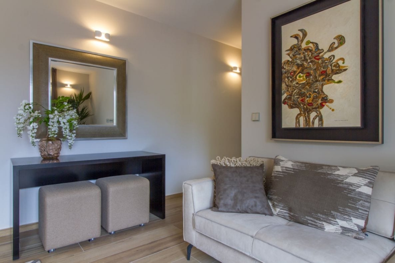 VILLA MODERNA EN VENTA EN ALTEA