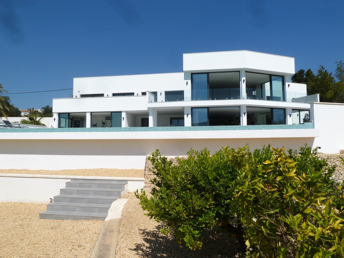 Moderne villa klar til å flytte inn til salgs i Planet-Altea