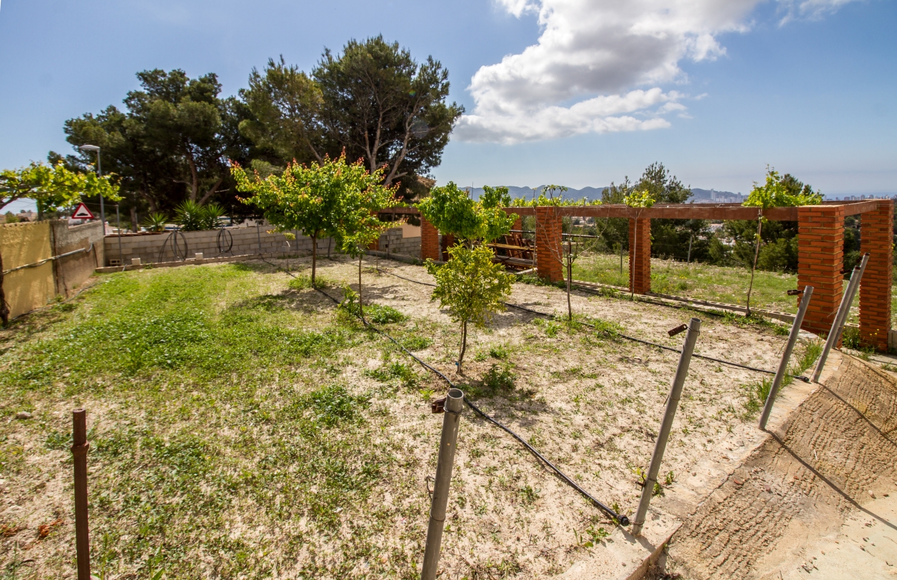 GRAN VILLA EN VENTA EN LA NUCIA