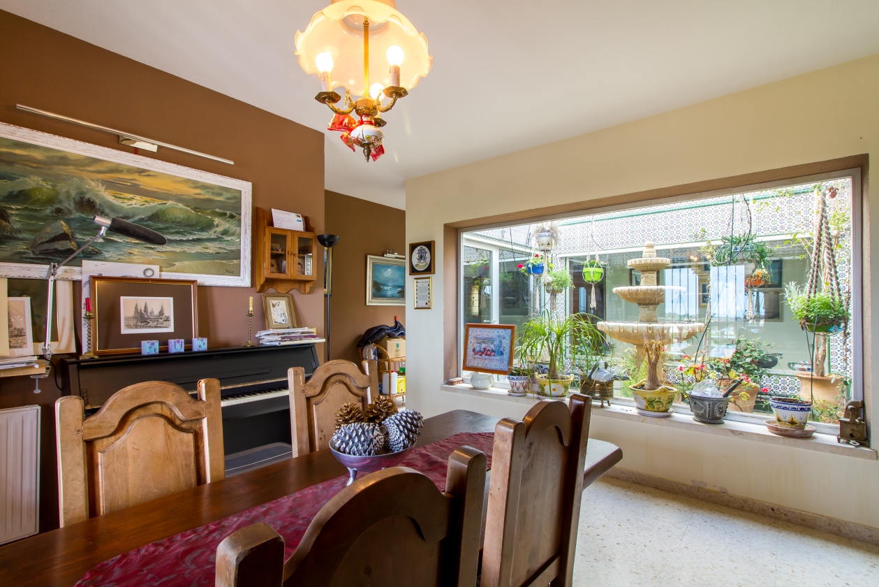 GRAN VILLA EN VENTA EN LA NUCIA