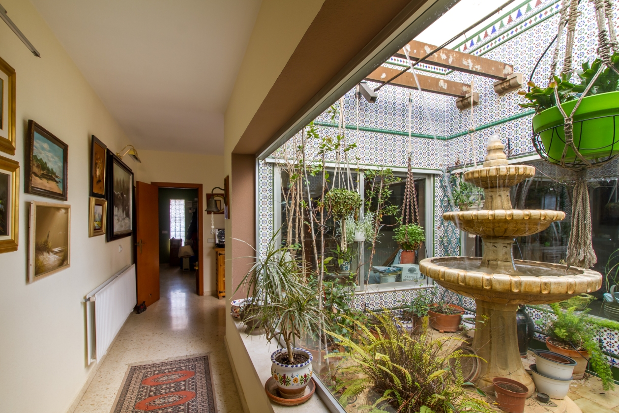 GRAN VILLA EN VENTA EN LA NUCIA