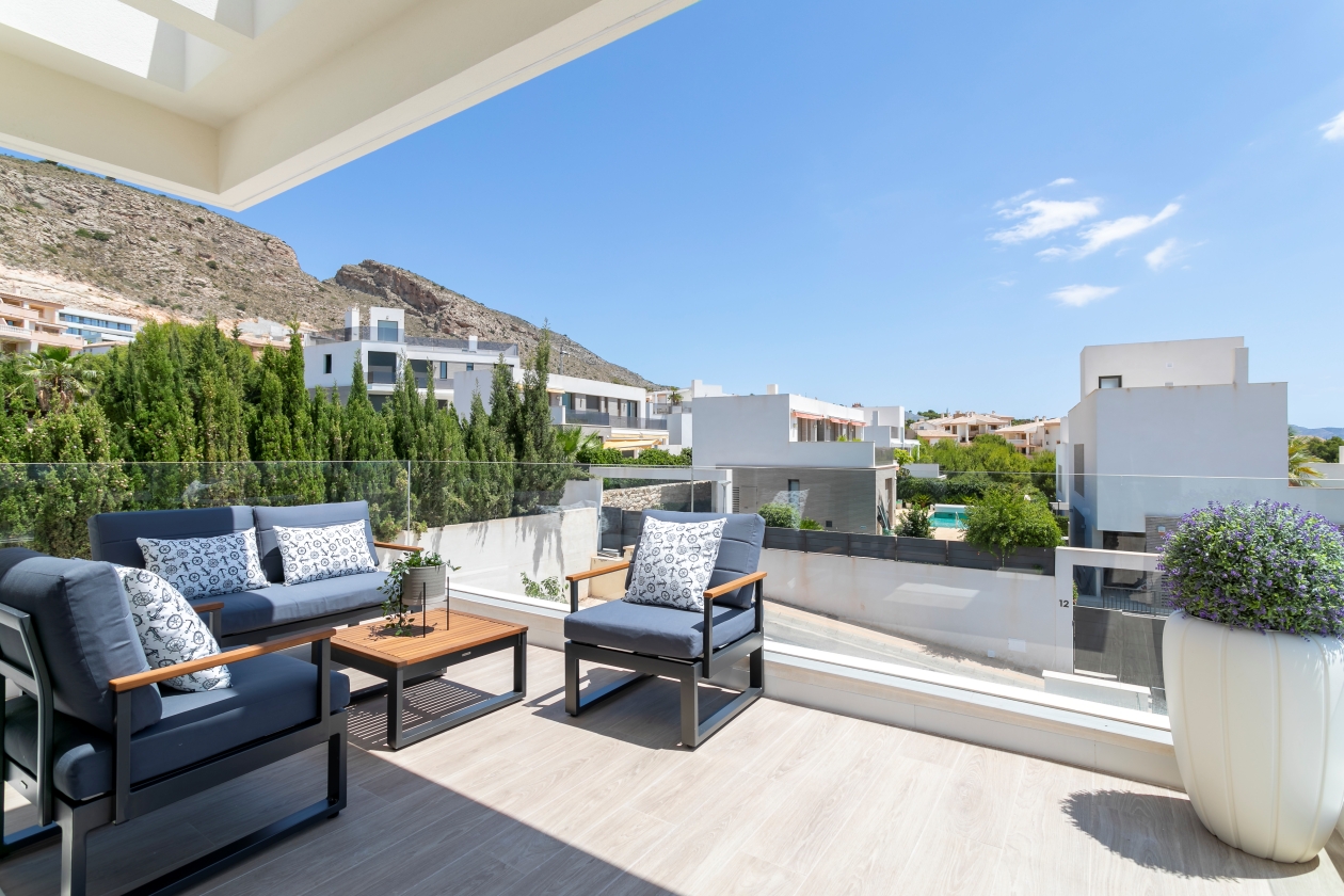 NUEVO RESIDENCIAL DE VILLAS MODERNAS EN VENTA EN FINESTRAT