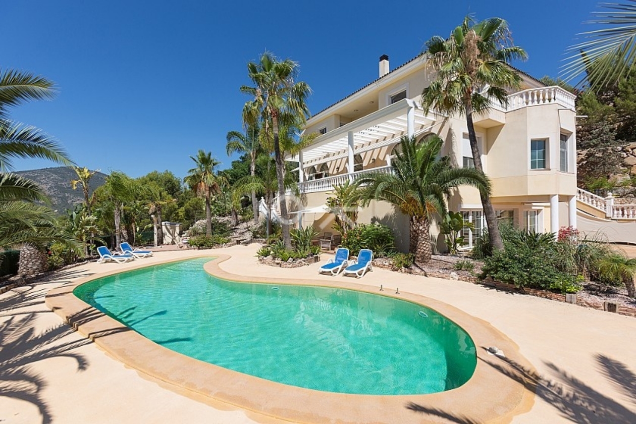 GRAN VILLA EN VENTA EN FINESTART