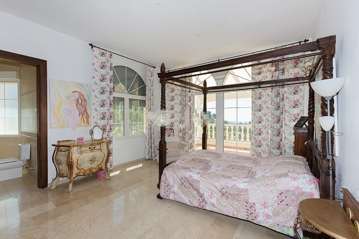 GRAN VILLA EN VENTA EN FINESTART