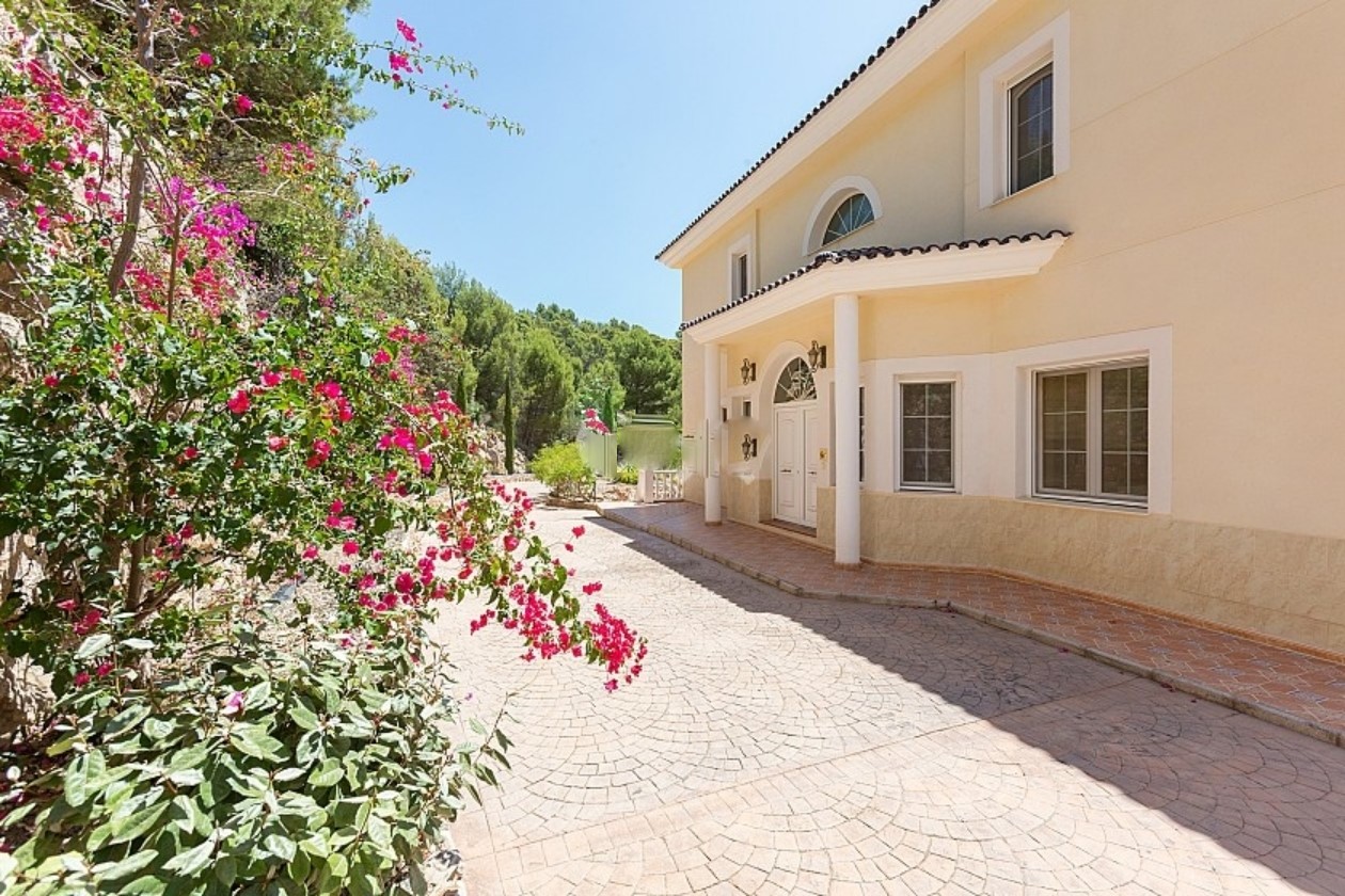 GRAN VILLA EN VENTA EN FINESTART
