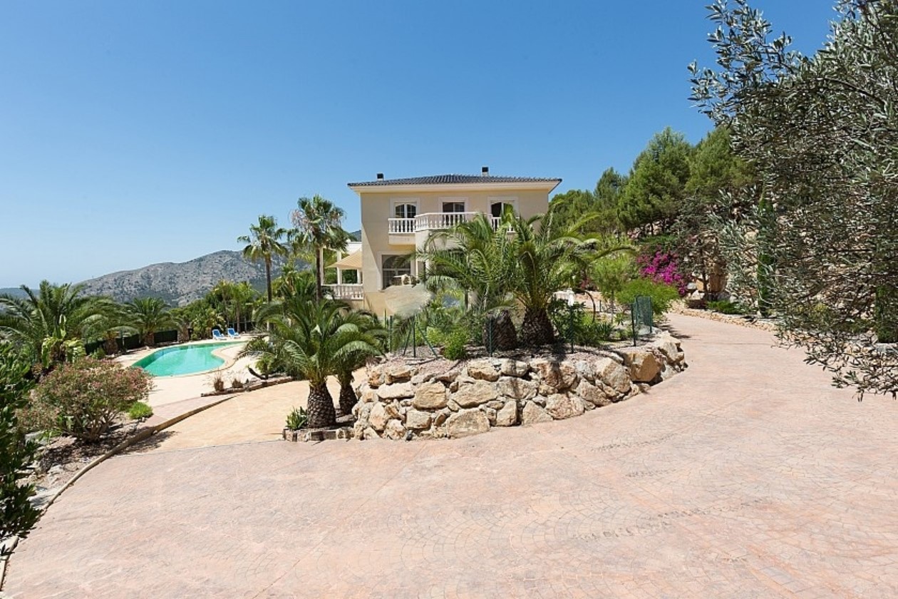 GRAN VILLA EN VENTA EN FINESTART