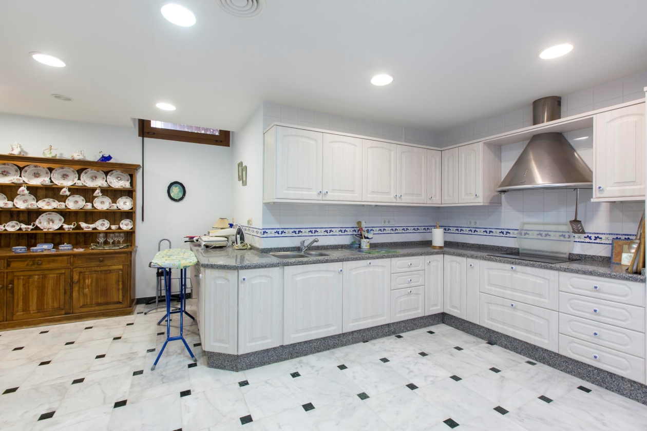 CHALET DE LUJO EN VENTA EN ALFAZ DEL PI