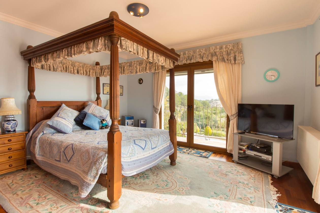 CHALET DE LUJO EN VENTA EN ALFAZ DEL PI