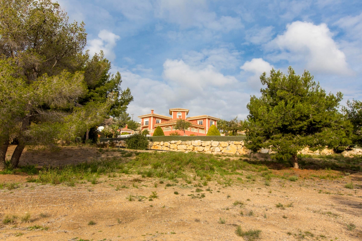 CHALET DE LUJO EN VENTA EN ALFAZ DEL PI