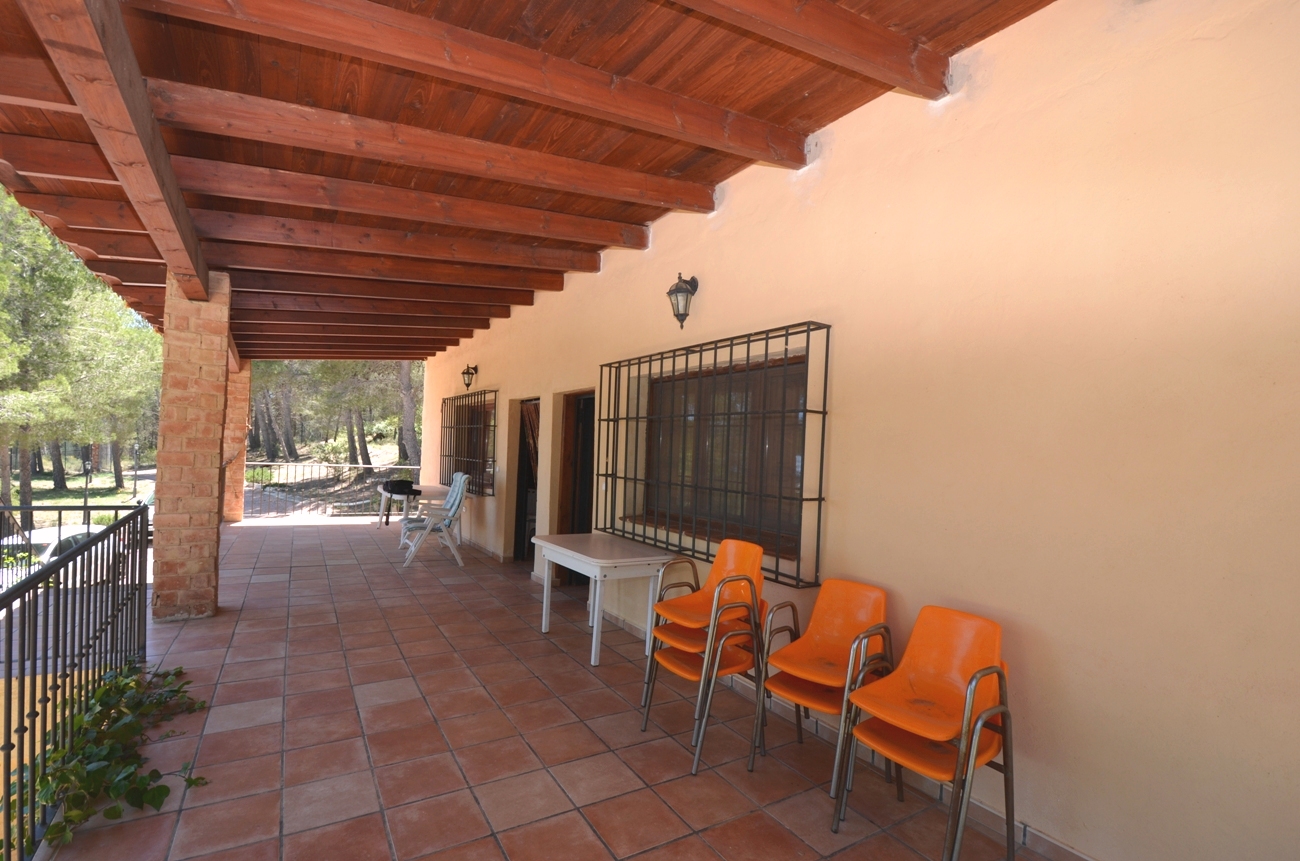 VILLA EN VENTA EN POLOP