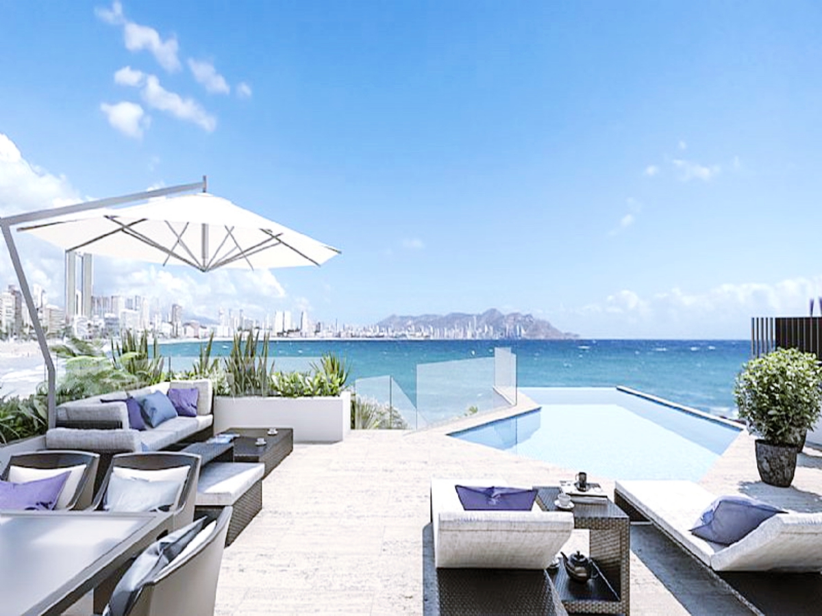 PROYECTO DE APARTAMENTOS EN  VENTA EN 1ra LINEA EN BENIDORM