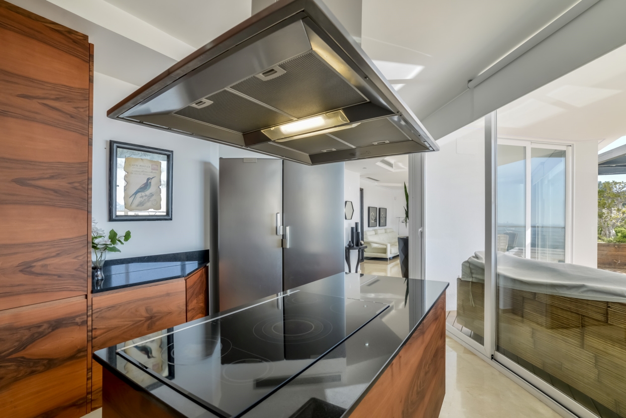 MODERNA VILLA BIEN UBICADA EN VENTA EN ALTEA