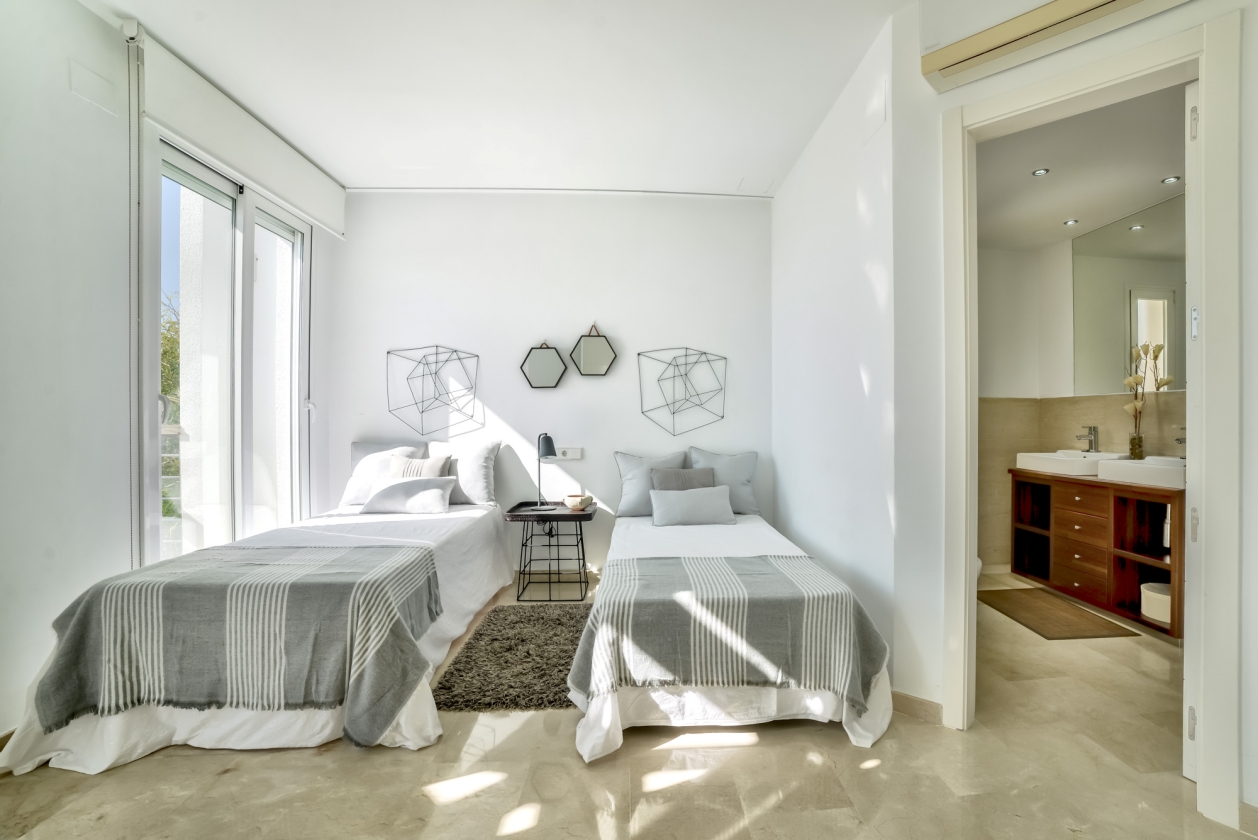 MODERNA VILLA BIEN UBICADA EN VENTA EN ALTEA