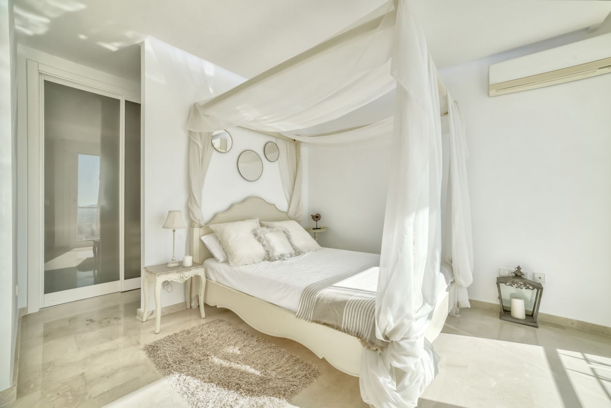 MODERNA VILLA BIEN UBICADA EN VENTA EN ALTEA