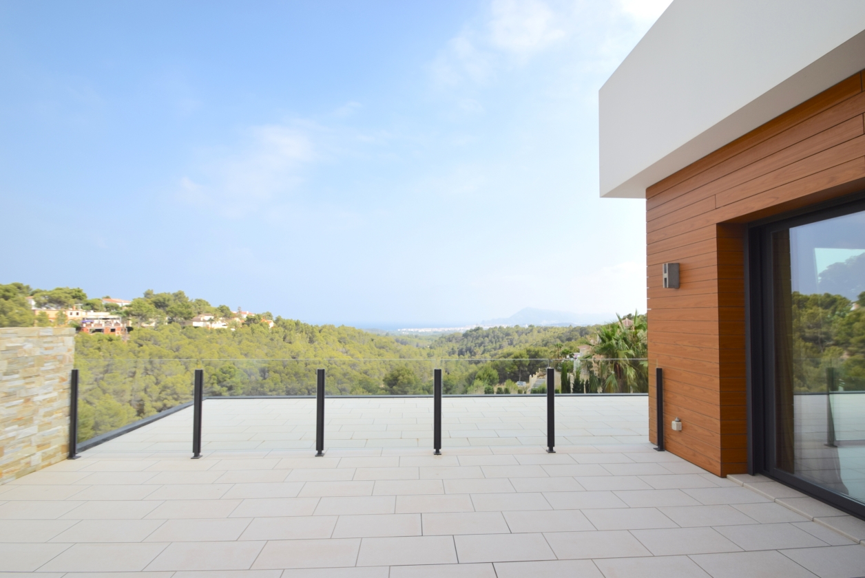 VILLA DE LUJO CON VISTAS PANORAMICAS MAR Y MONTAÑA EN ALTEA