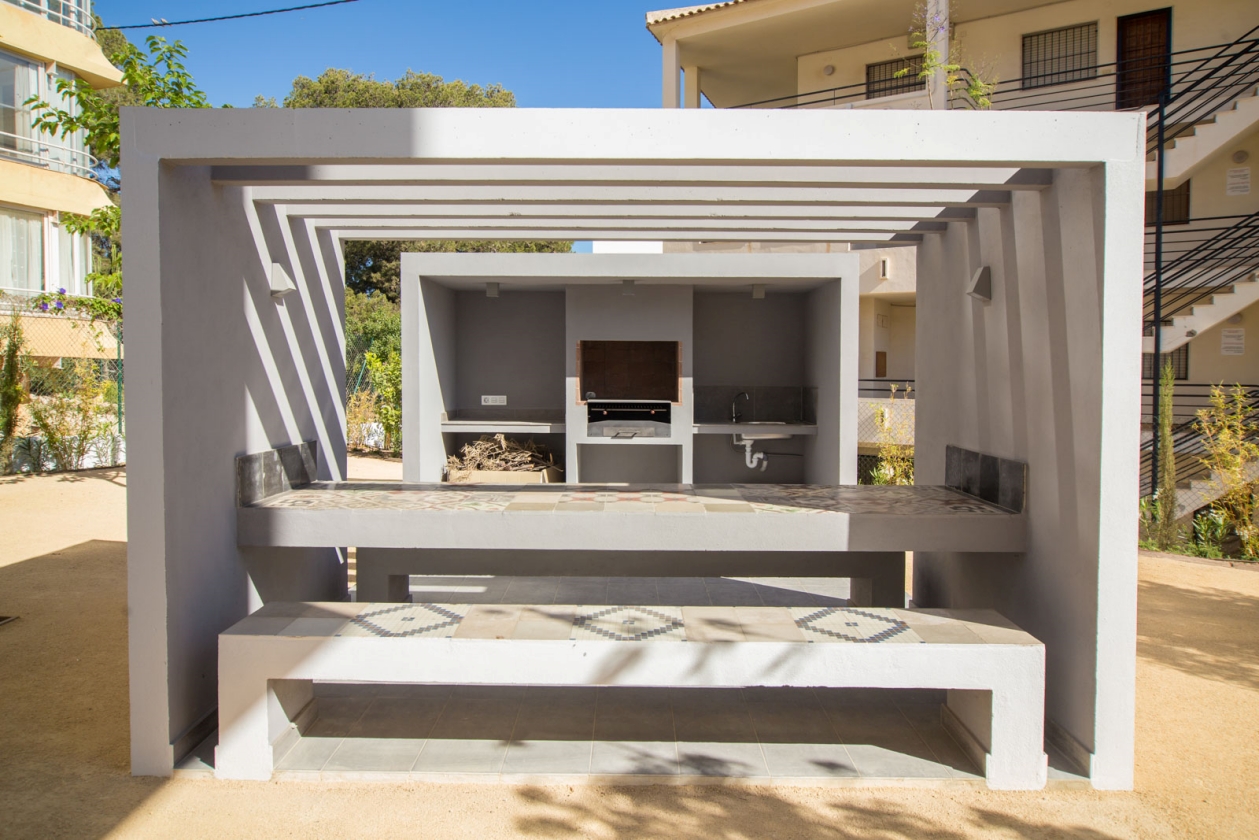 GRAN VILLA PAREADA EN VENTA EN ALBIR