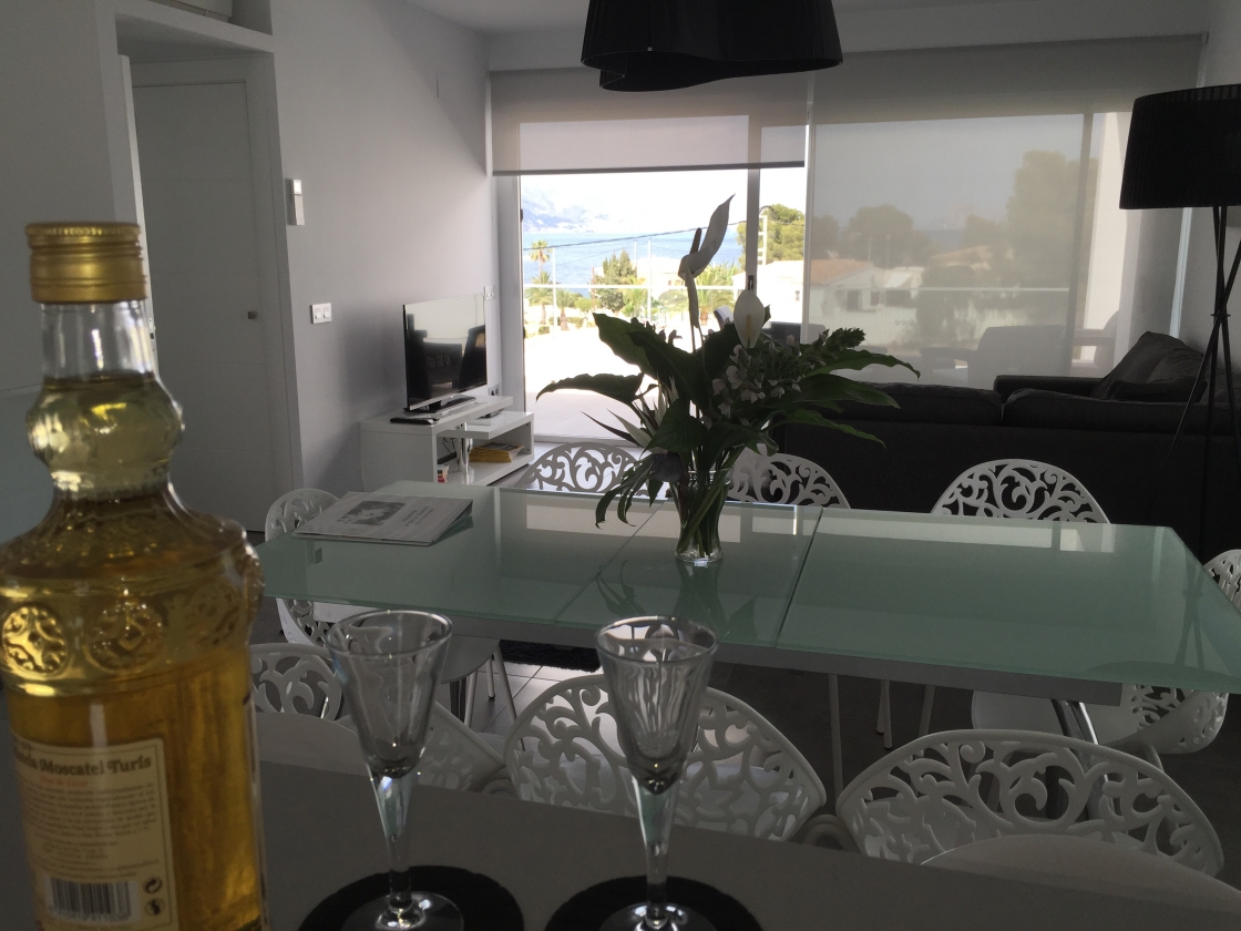 GRAN VILLA PAREADA EN VENTA EN ALBIR