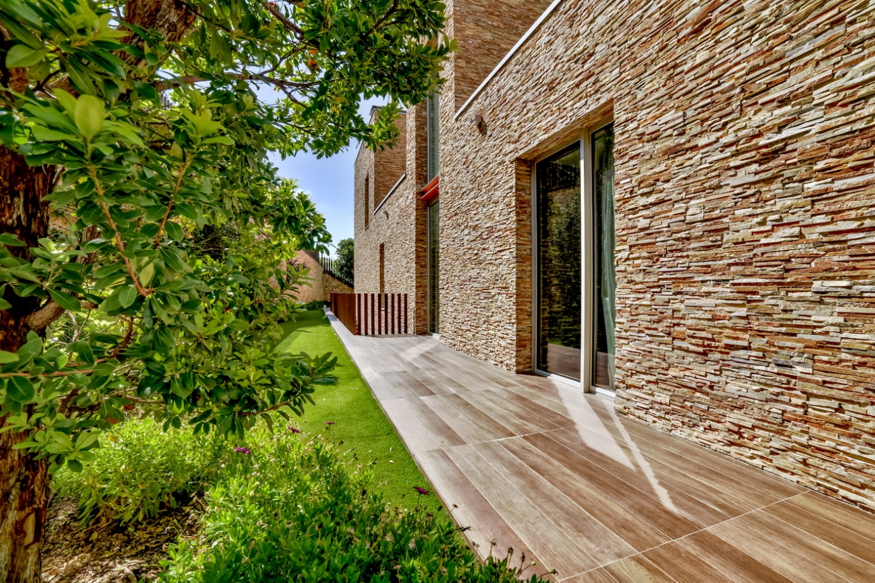 BESONDERE VILLA ZUM VERKAUF IN ALTEA