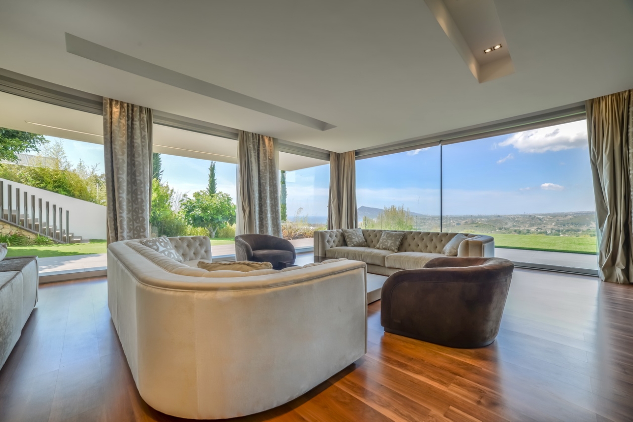 BESONDERE VILLA ZUM VERKAUF IN ALTEA
