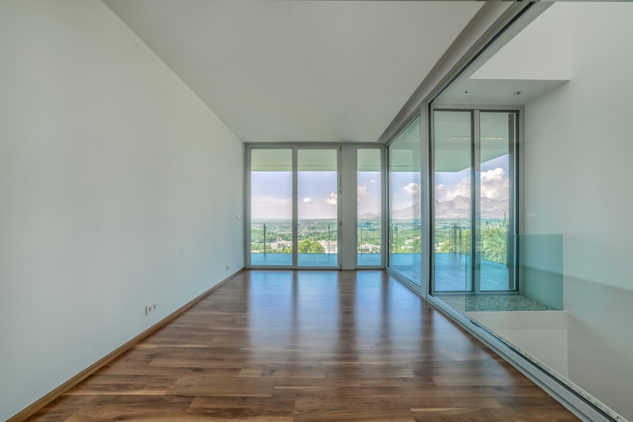 BESONDERE VILLA ZUM VERKAUF IN ALTEA