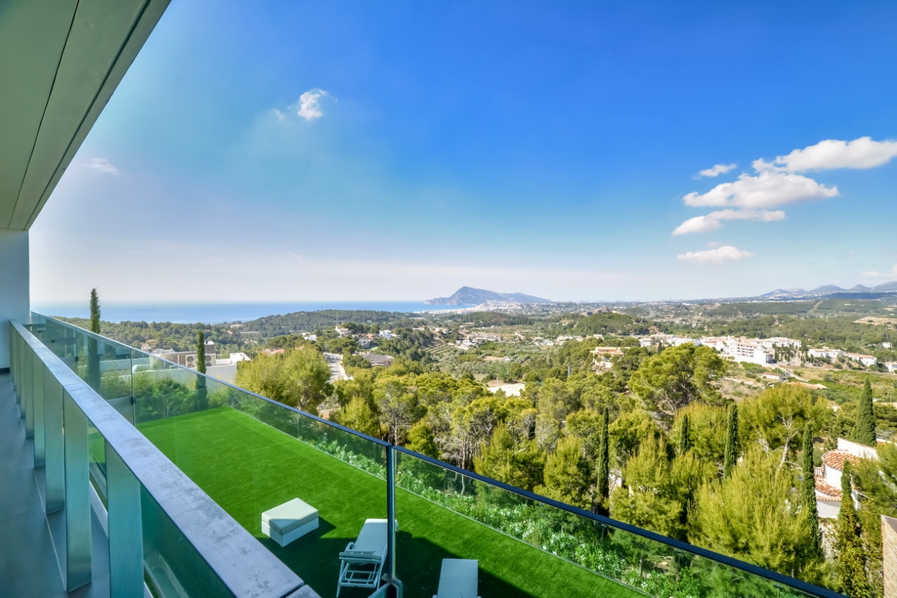 BESONDERE VILLA ZUM VERKAUF IN ALTEA