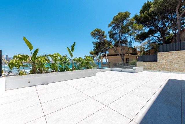 PROYECTO DE APARTAMENTOS EN  VENTA EN 1ra LINEA EN BENIDORM