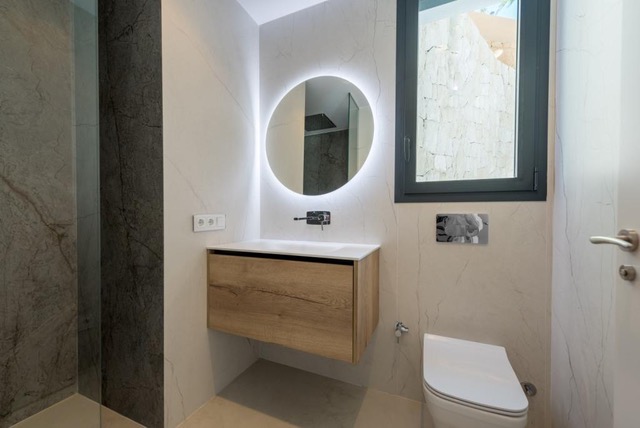PROYECTO DE APARTAMENTOS EN  VENTA EN 1ra LINEA EN BENIDORM