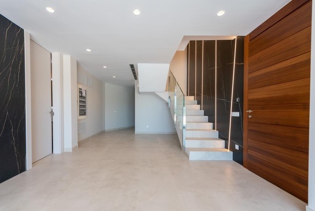 PROYECTO DE APARTAMENTOS EN  VENTA EN 1ra LINEA EN BENIDORM