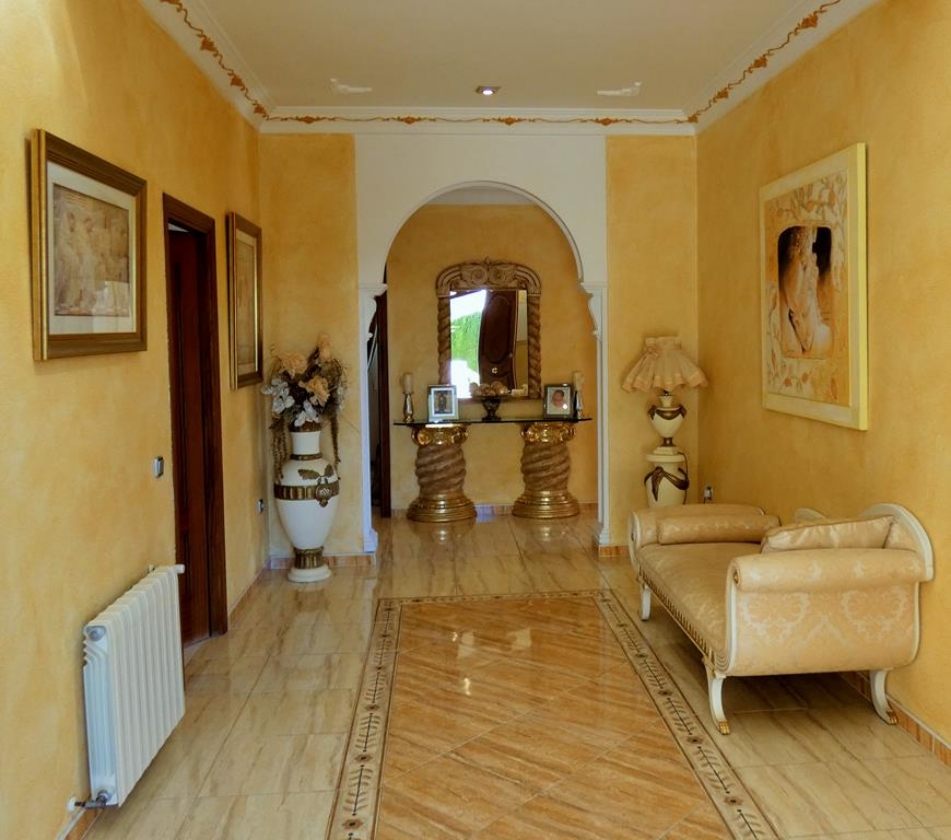 Large luxury detached villa for sale in Alfaz del Pi
