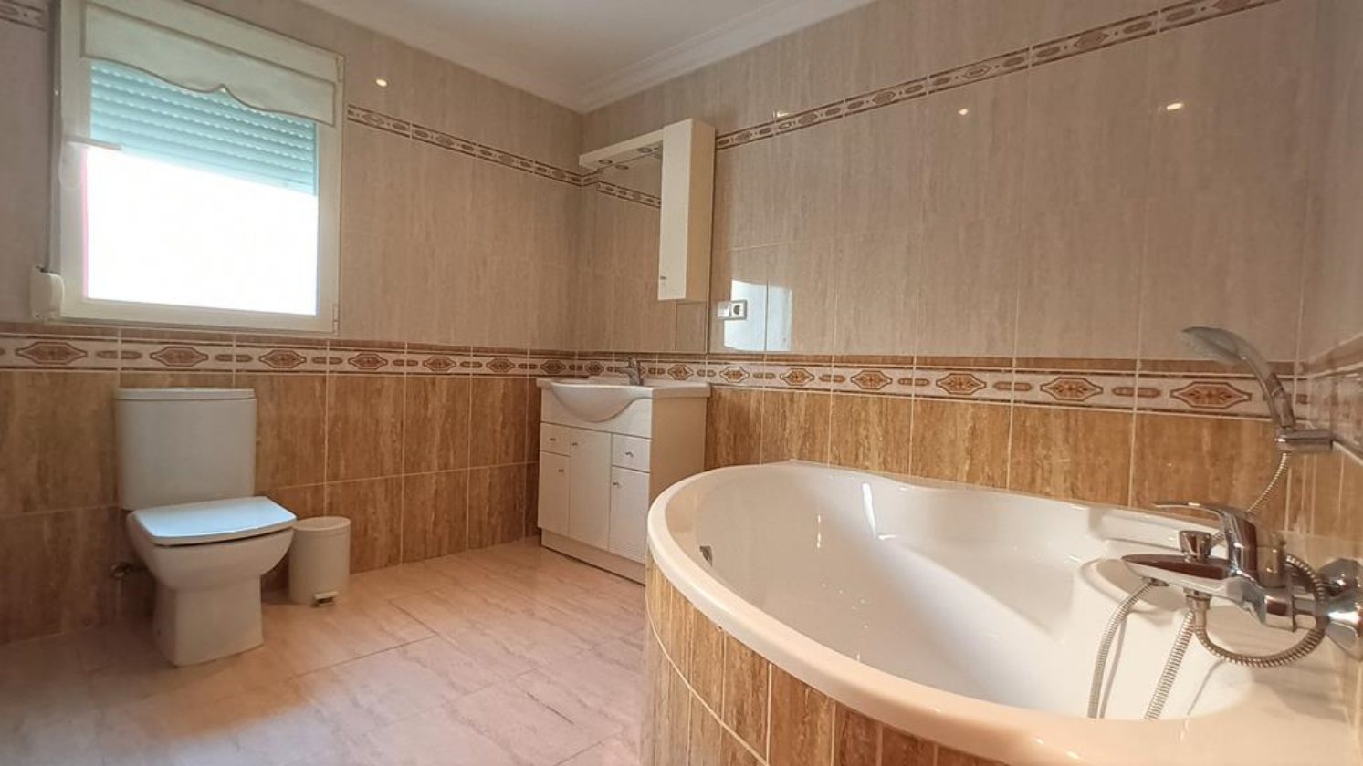 Gran chalet independiente de lujo en venta en Alfaz del Pi