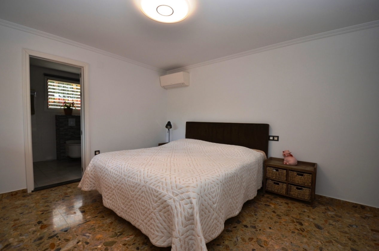 Schöne rustikale Villa zum Verkauf in Alfaz del pi
