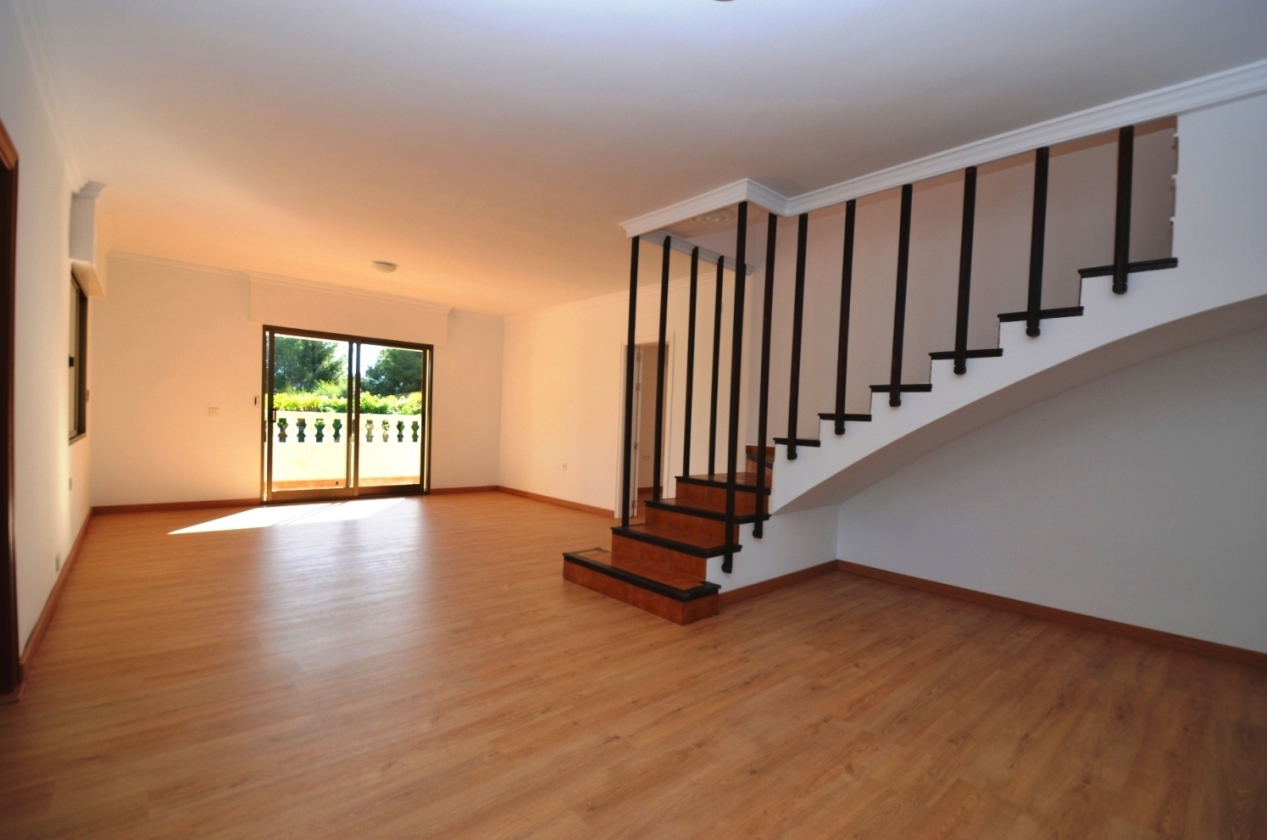 Hermosa Villa Rustica  en venta en Alfaz del pi