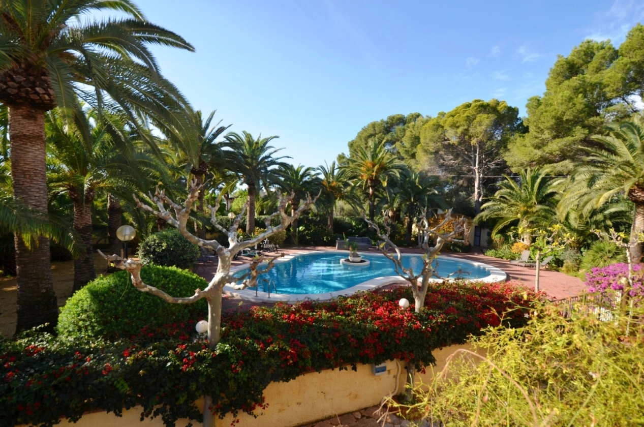 Hermosa Villa Rustica  en venta en Alfaz del pi