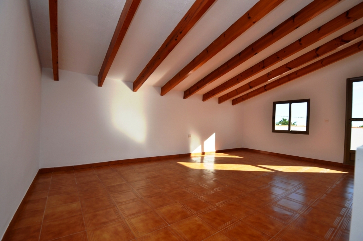 Hermosa Villa Rustica  en venta en Alfaz del pi