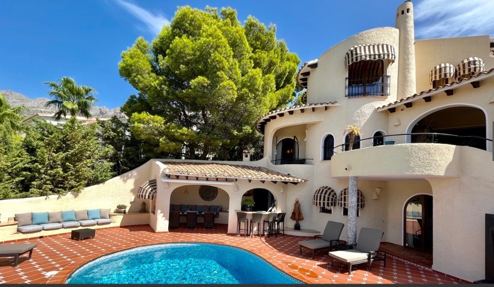 GRANDE VILLA MÉDITERRANÉENNE À VENDRE À ALTEA