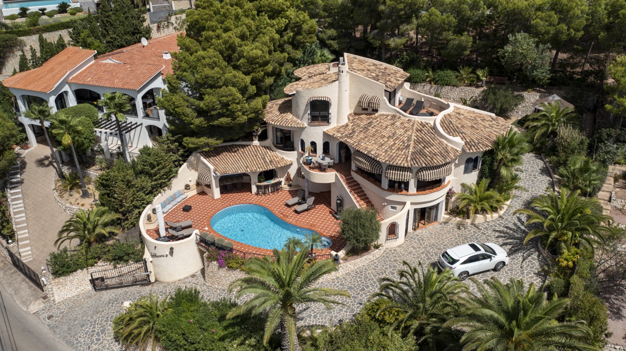 GRANDE VILLA MÉDITERRANÉENNE À VENDRE À ALTEA