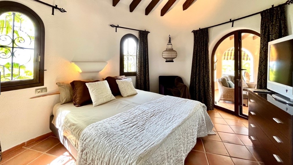 GRANDE VILLA MÉDITERRANÉENNE À VENDRE À ALTEA
