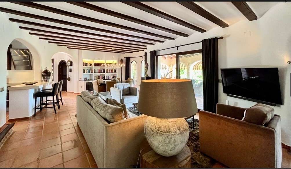 GRANDE VILLA MÉDITERRANÉENNE À VENDRE À ALTEA