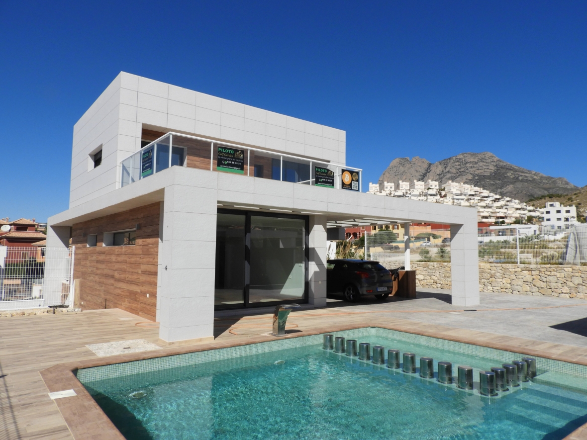 VILLA MODERNA EN VENTA EN FINESTRAT