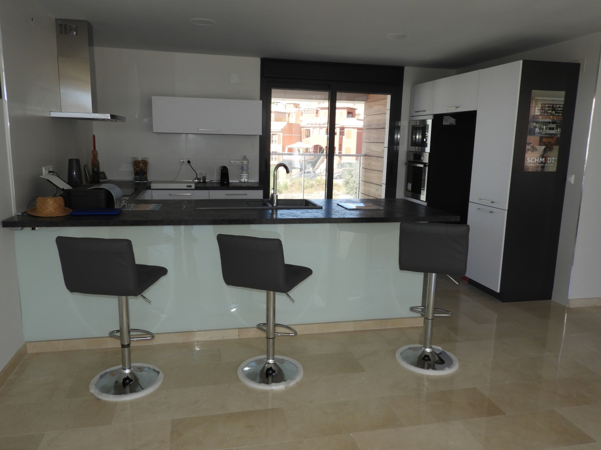 VILLA MODERNA EN VENTA EN FINESTRAT
