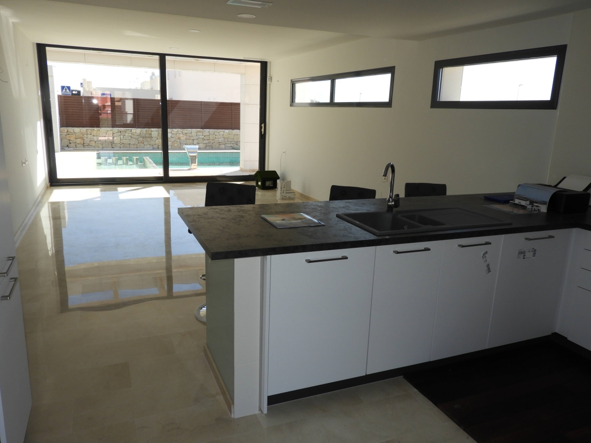 VILLA MODERNA EN VENTA EN FINESTRAT