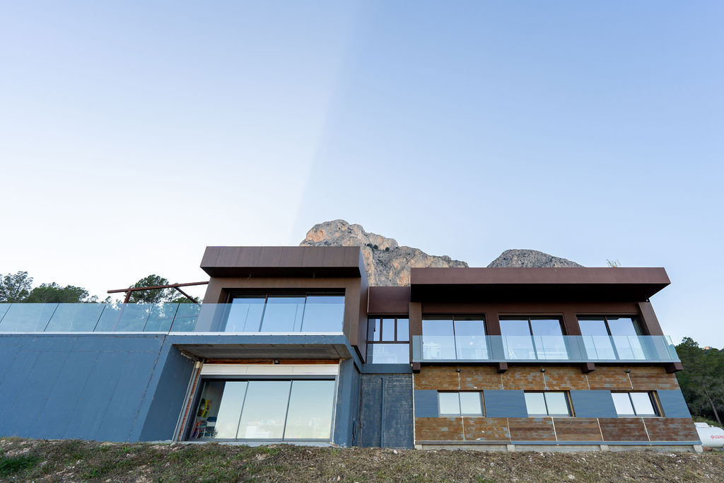 Esplendida villa en venta  en Polop de la Marina