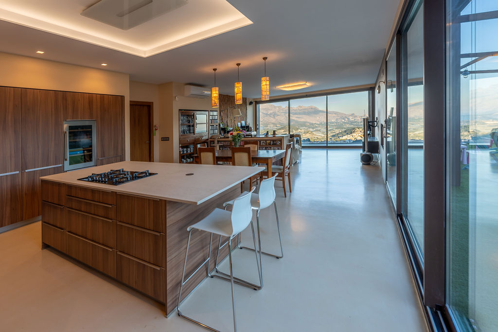 Esplendida villa en venta  en Polop de la Marina